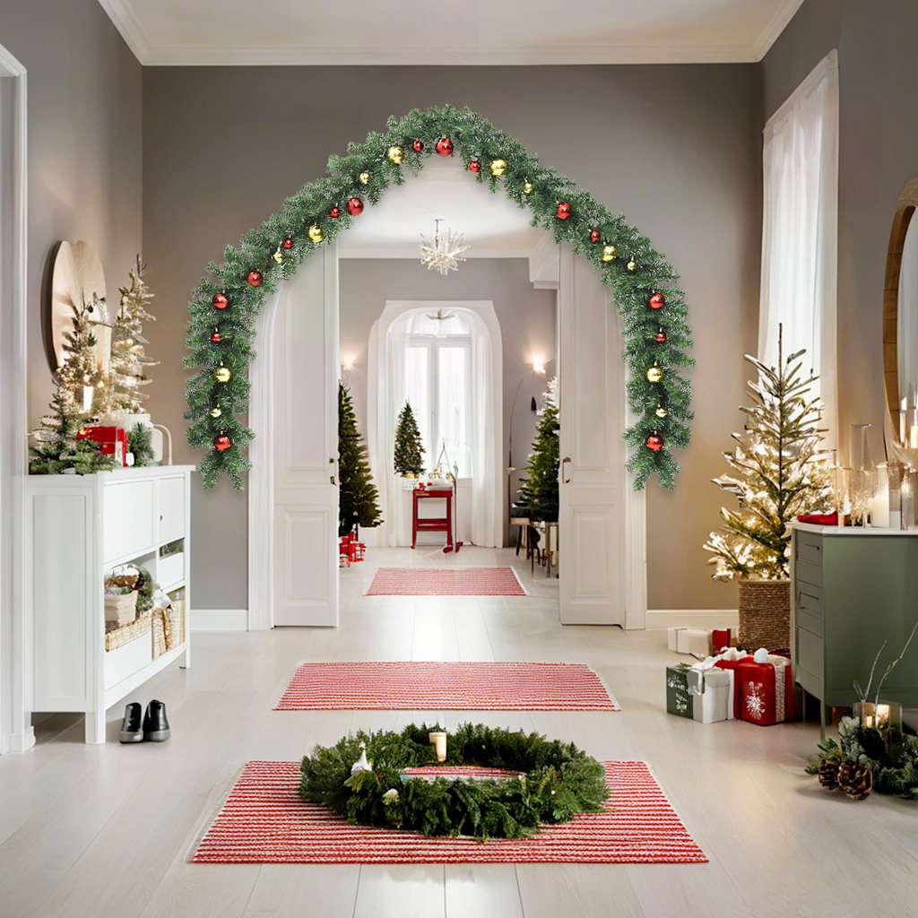 juleguirlande dekoreret med kugler og LED-lys 10 m