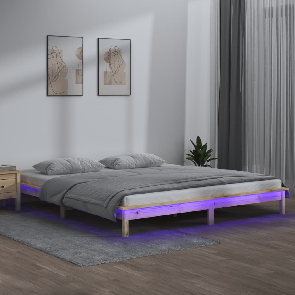 sengeramme med LED-lys 150x200 cm kingsize massivt træ