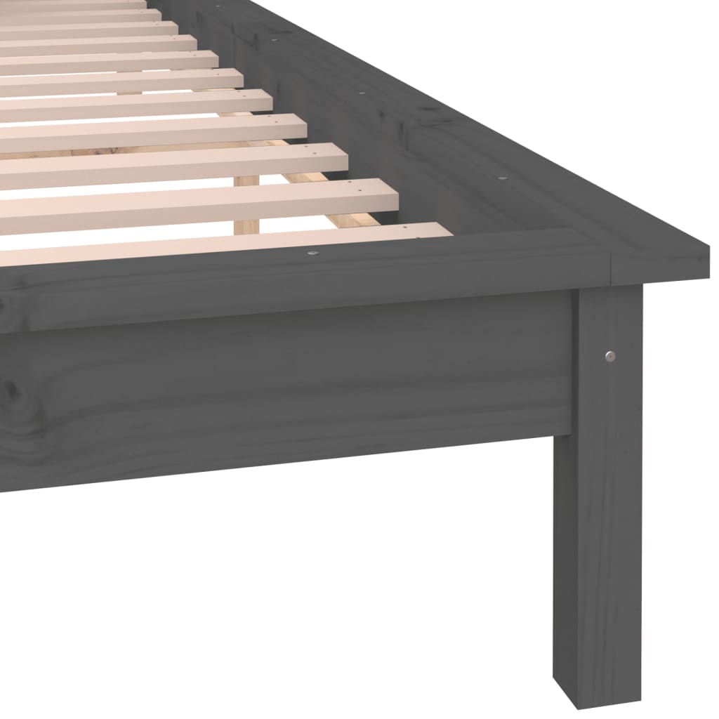 sengeramme med LED-lys 140x190 cm massivt træ grå