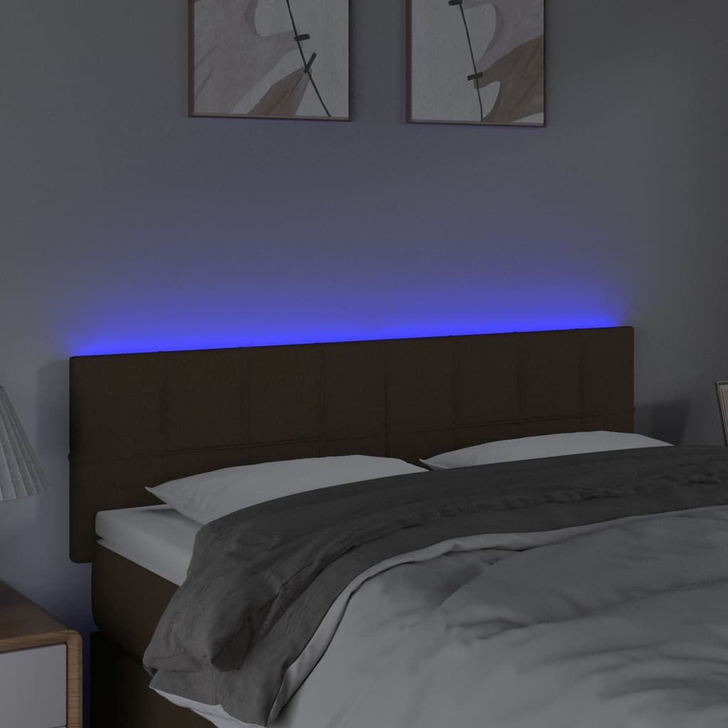 sengegavl med LED-lys 144x5x78/88 cm stof mørkebrun