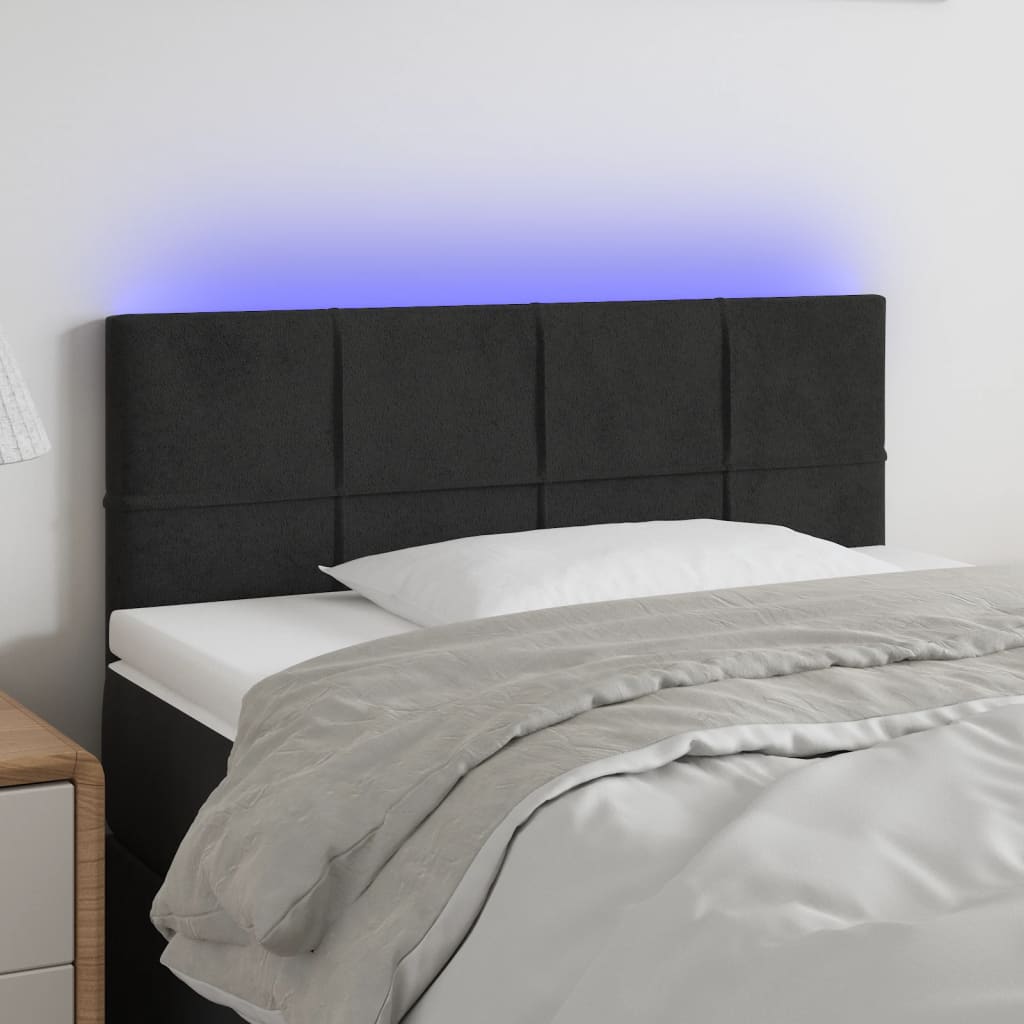 sengegavl med LED-lys 90x5x78/88 cm fløjl sort