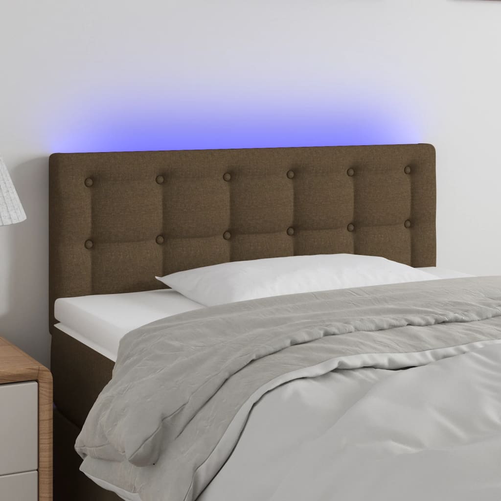sengegavl med LED-lys 80x5x78/88 cm stof mørkebrun