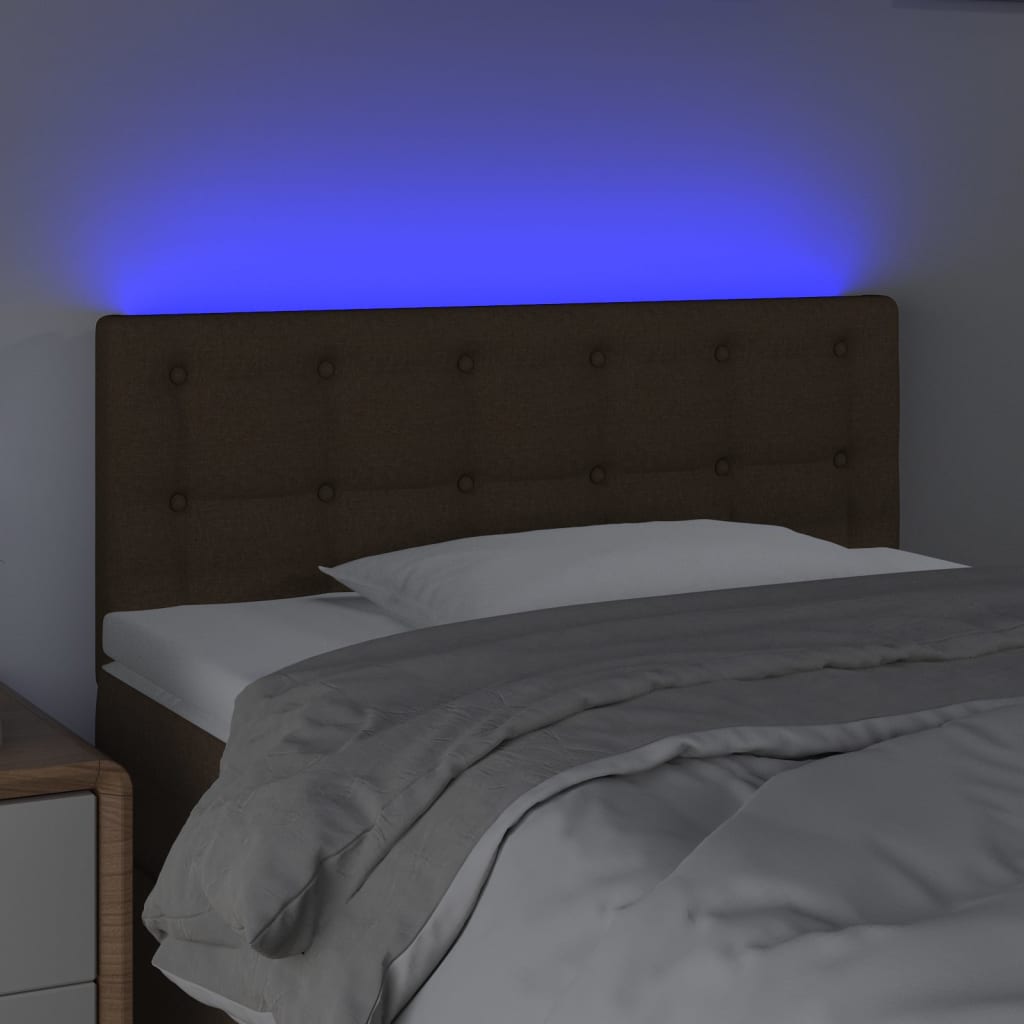 sengegavl med LED-lys 100x5x78/88 cm stof mørkebrun