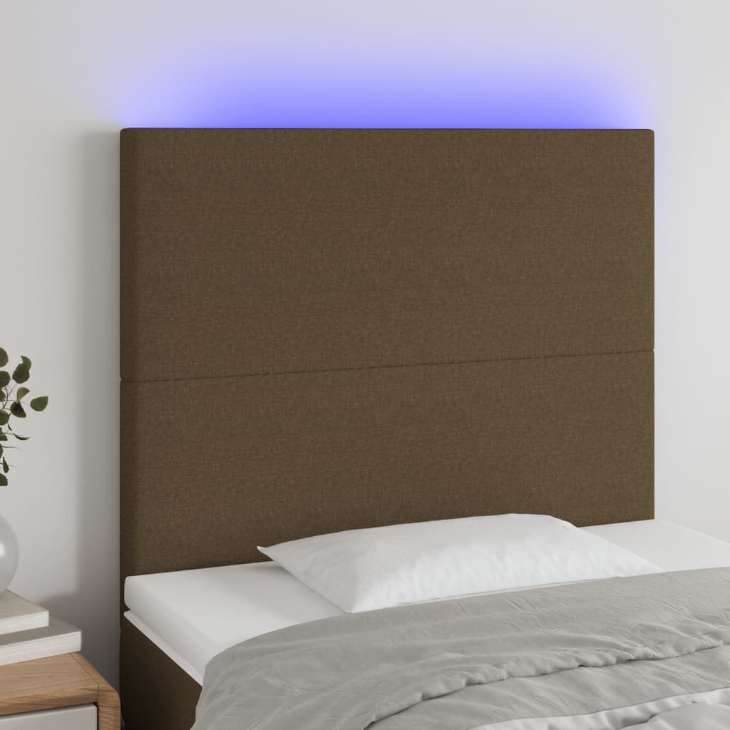 sengegavl med LED-lys 80x5x118/128 cm stof mørkebrun