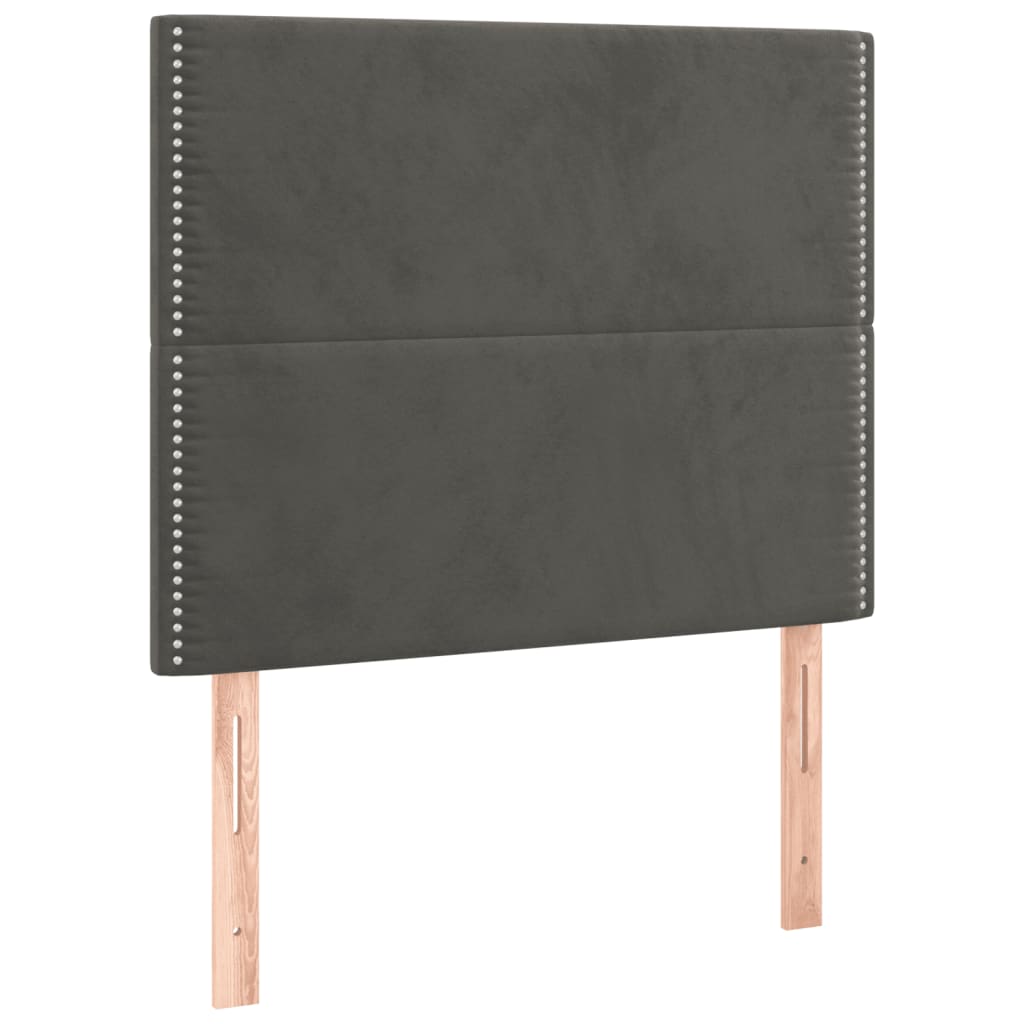 sengegavl med LED-lys 80x5x118/128 cm fløjl mørkegrå