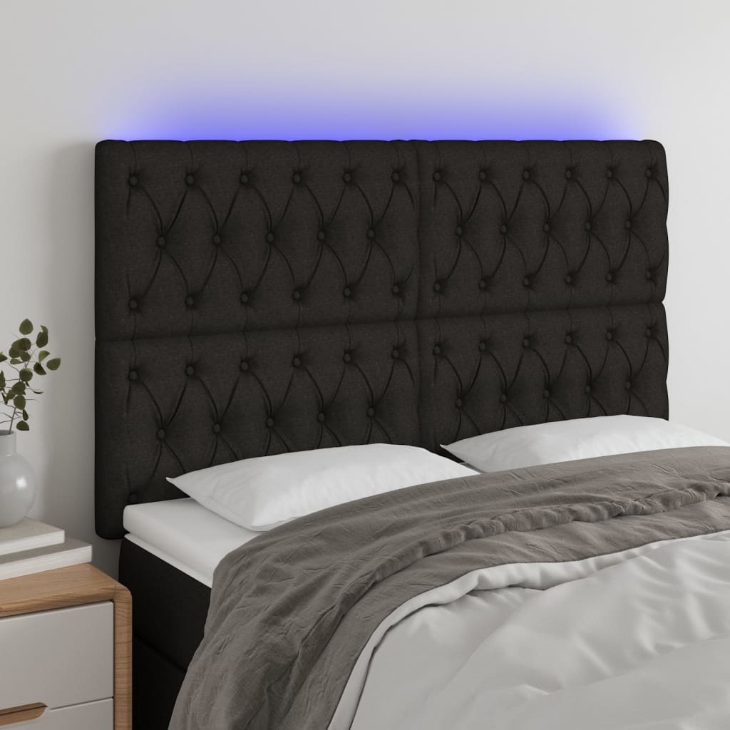 sengegavl med LED-lys 160x7x118/128 cm stof sort