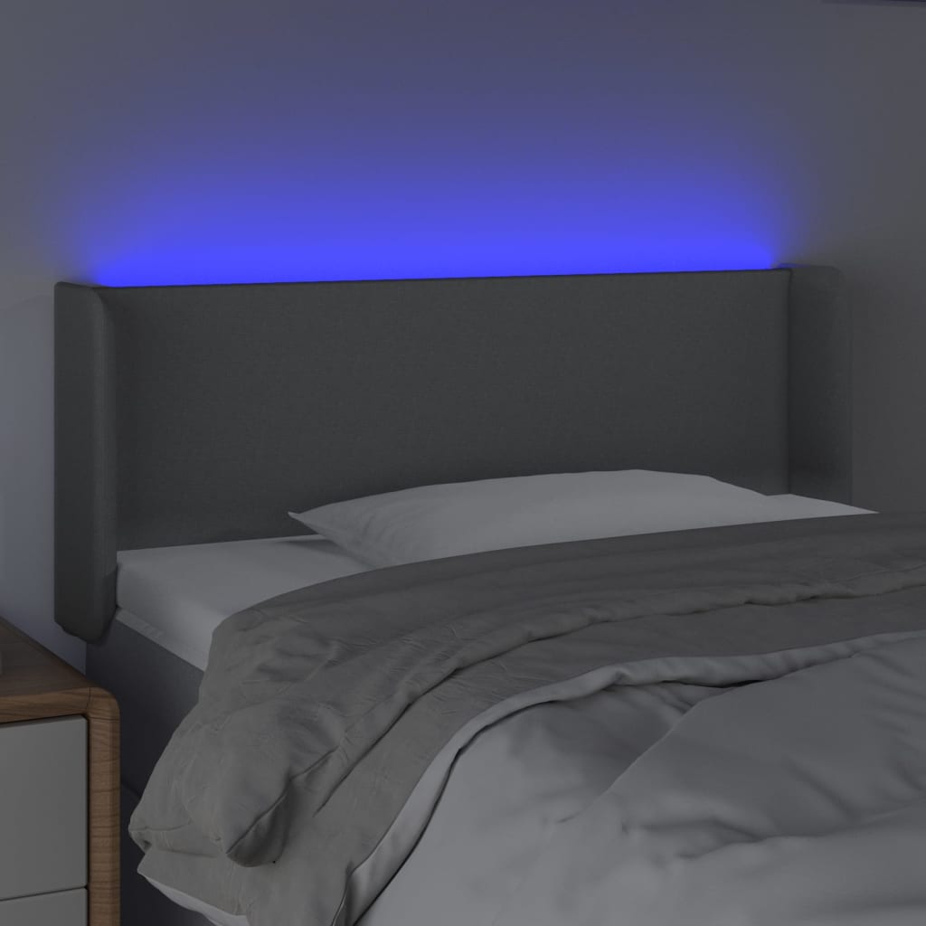 sengegavl med LED-lys 93x16x78/88 cm stof lysegrå
