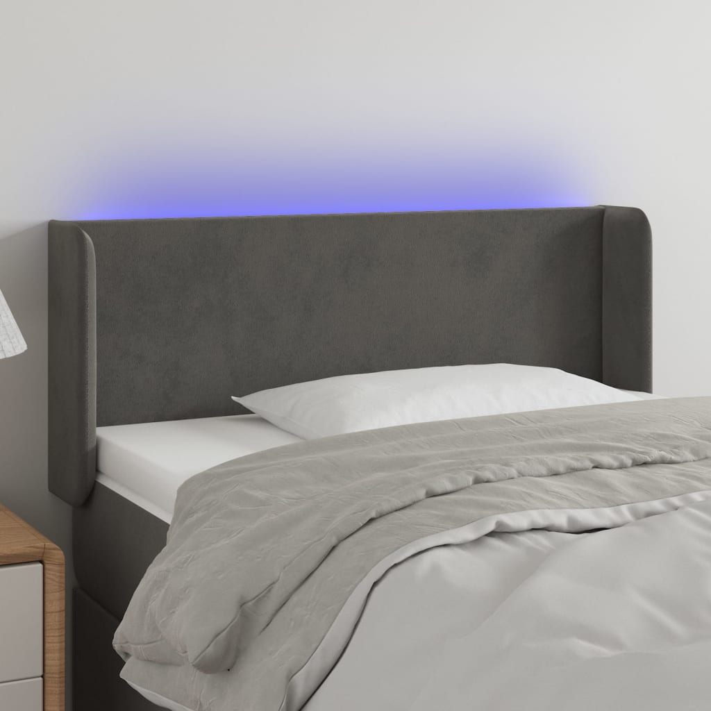 sengegavl med LED-lys 83x16x78/88 cm fløjl mørkegrå