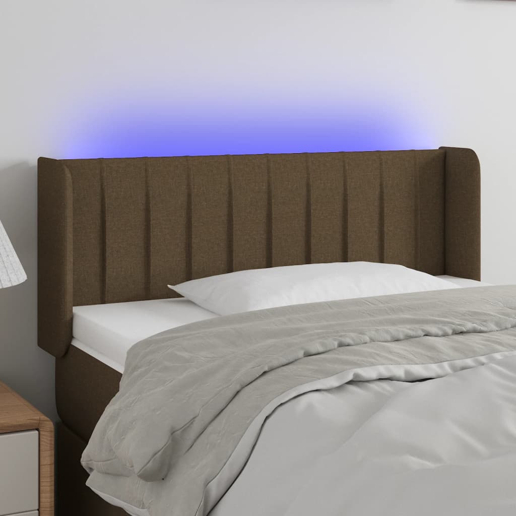 sengegavl med LED-lys 103x16x78/88 cm stof mørkebrun