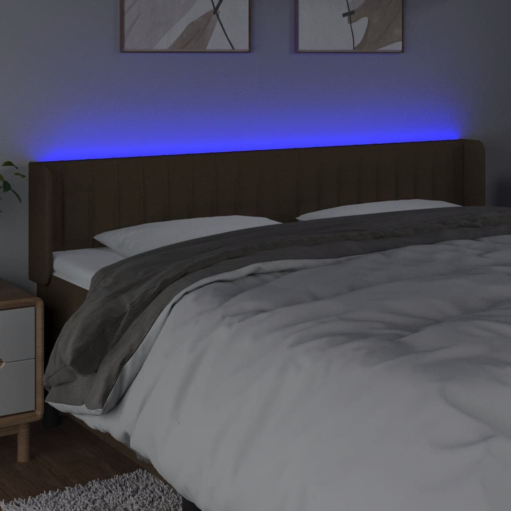 sengegavl med LED-lys 183x16x78/88 cm stof mørkebrun
