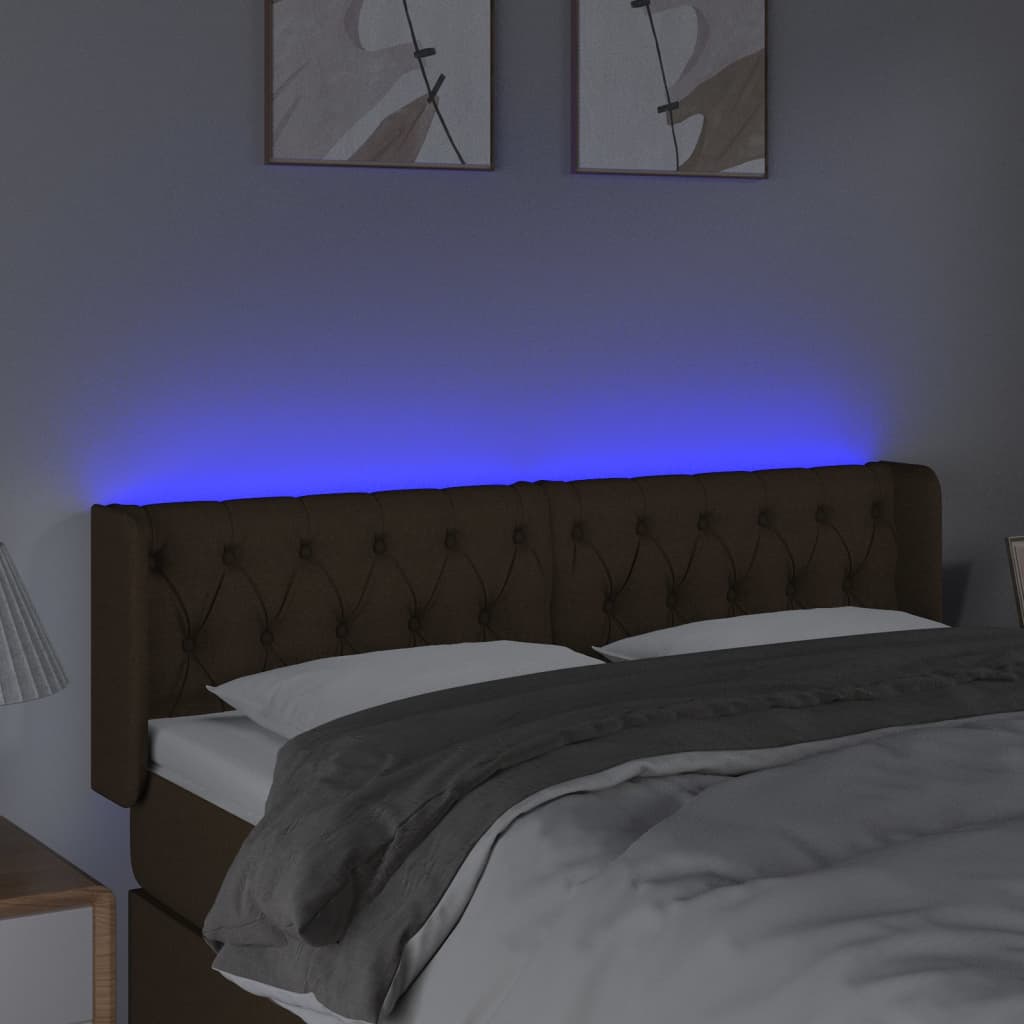 sengegavl med LED-lys 163x16x78/88 cm stof mørkebrun