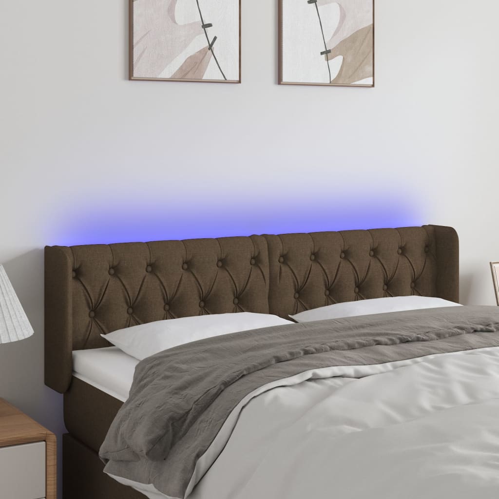 sengegavl med LED-lys 163x16x78/88 cm stof mørkebrun