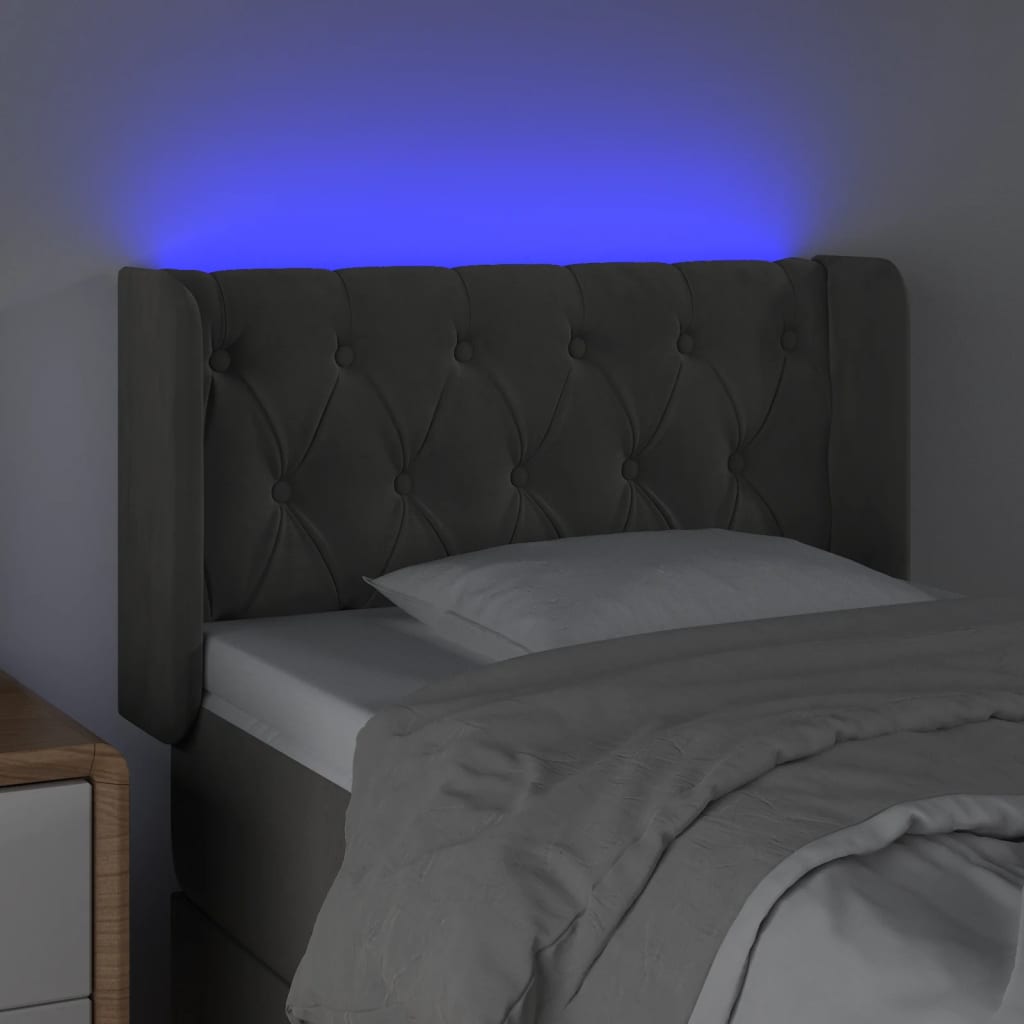 sengegavl med LED-lys 83x16x78/88 cm fløjl mørkegrå