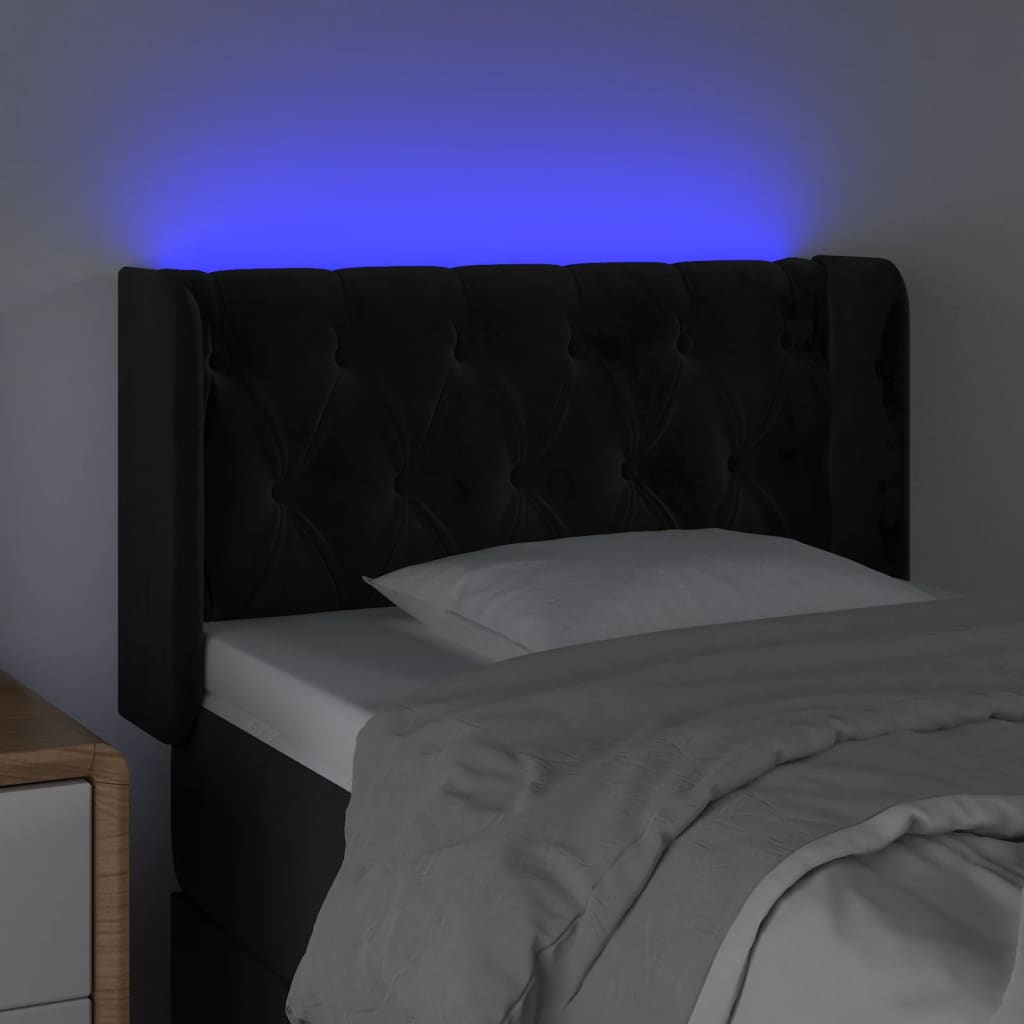 sengegavl med LED-lys 83x16x78/88 cm fløjl sort