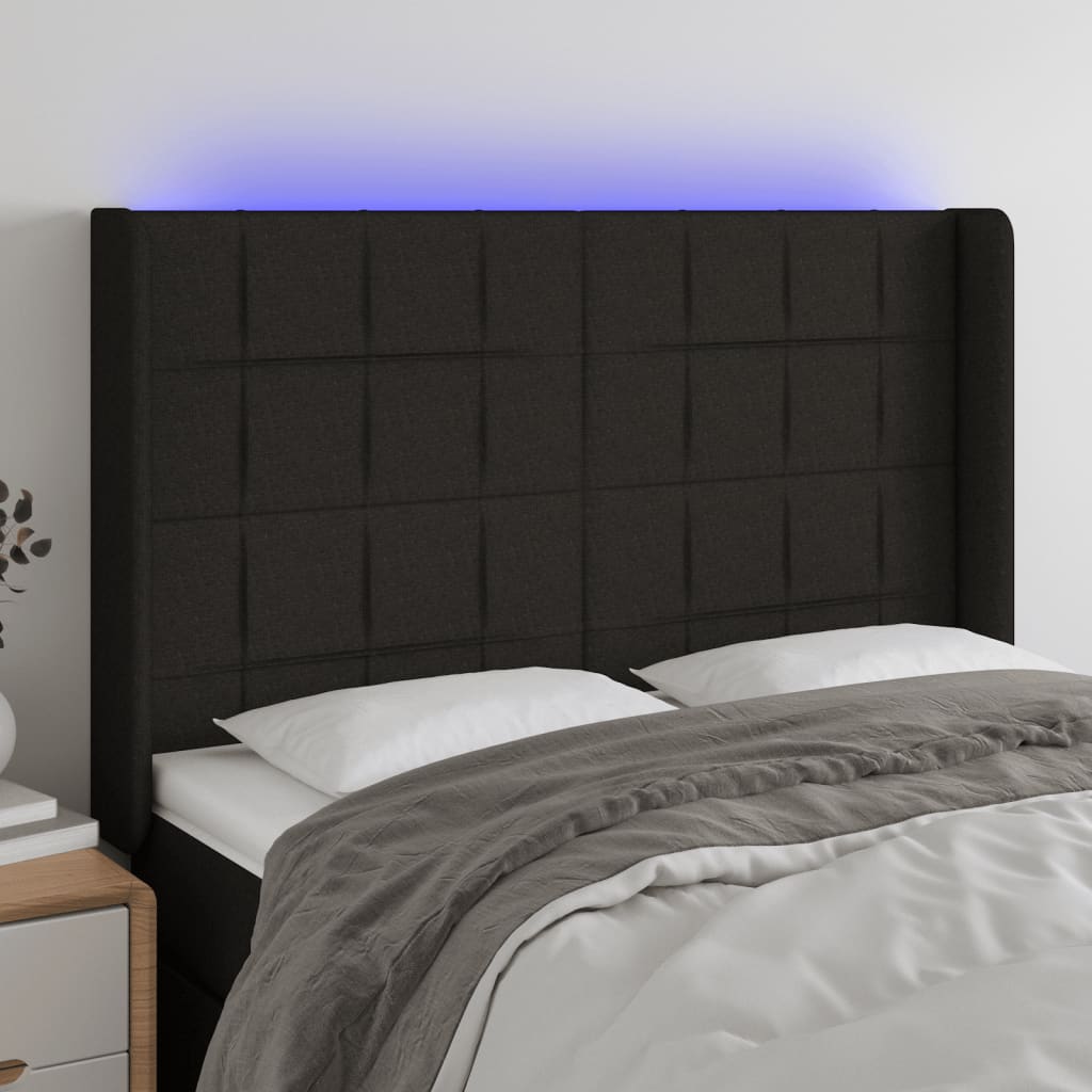 sengegavl med LED-lys 147x16x118/128 cm stof sort