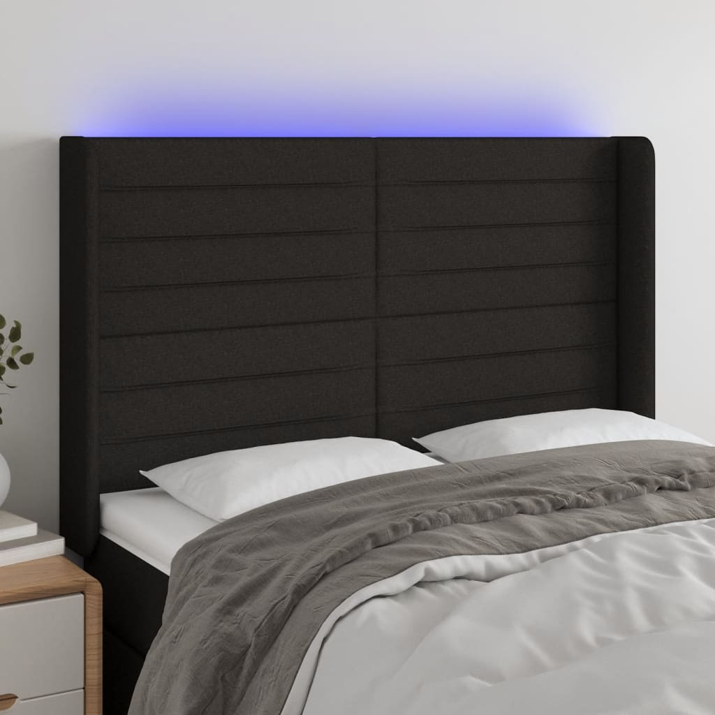 sengegavl med LED-lys 147x16x118/128 cm stof sort