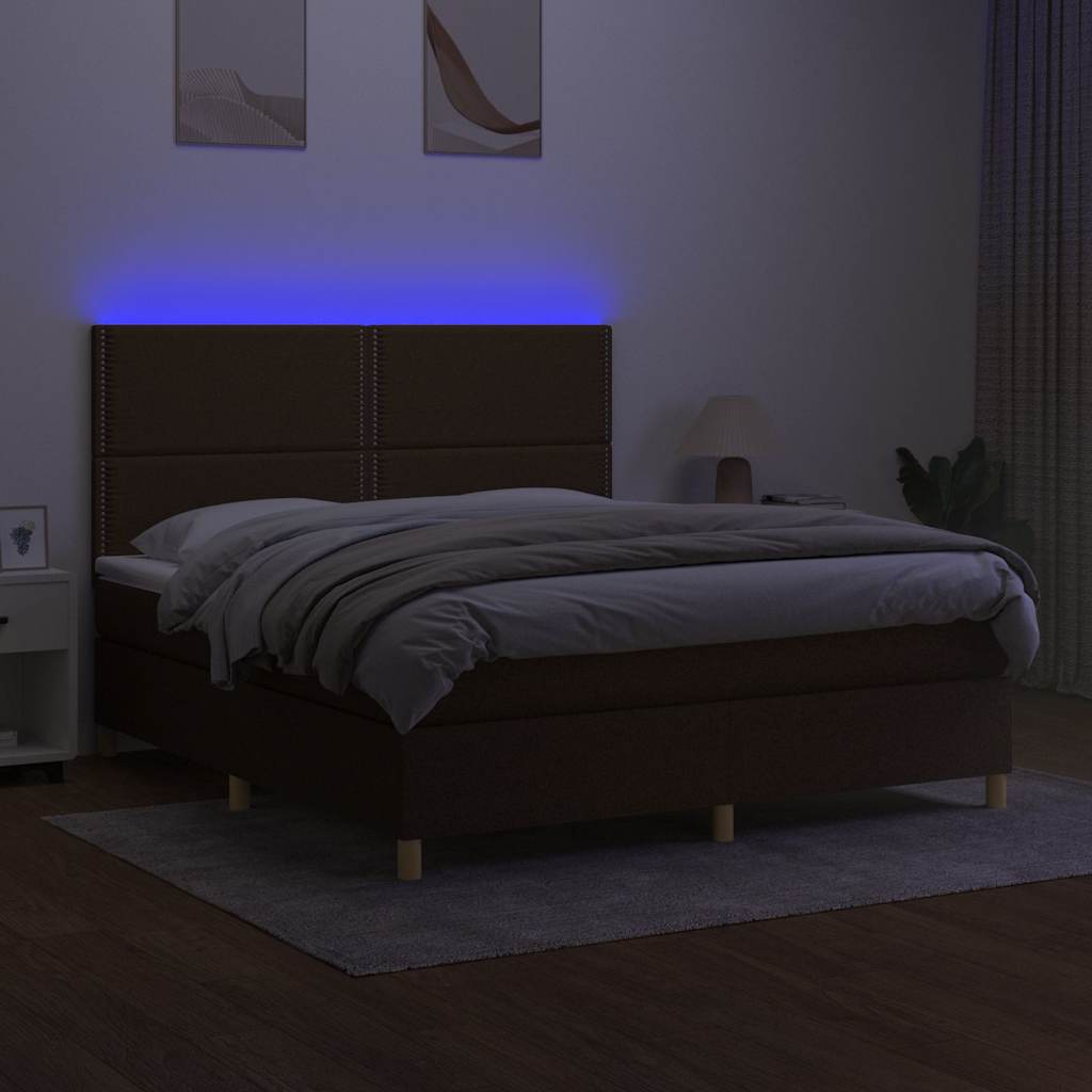 kontinentalseng med LED-lys 180x200 cm stof mørkebrun