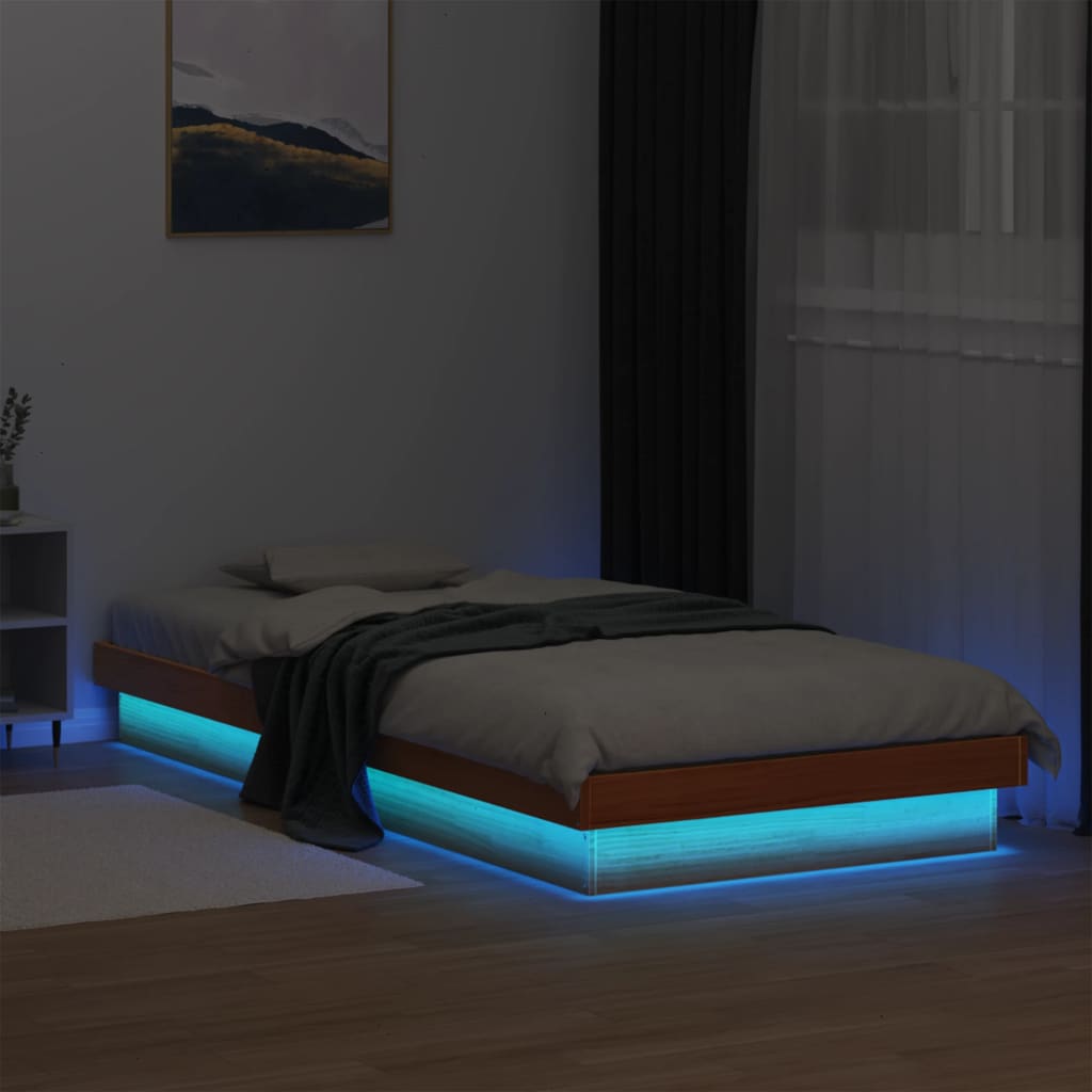 sengeramme med LED-lys 100x200 cm massivt fyrretræ gyldenbrun
