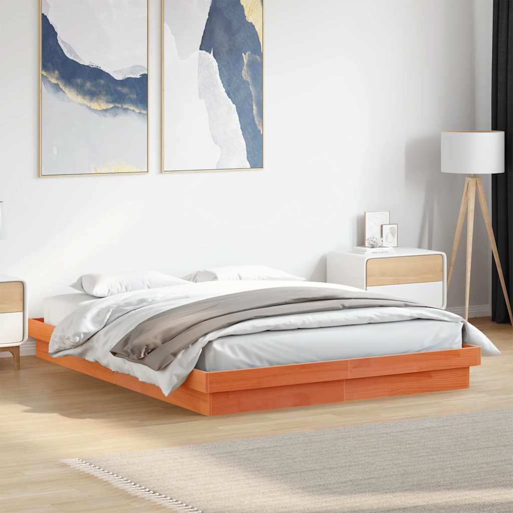 sengeramme med LED-lys 150x200 cm massivt fyrretræ gyldenbrun