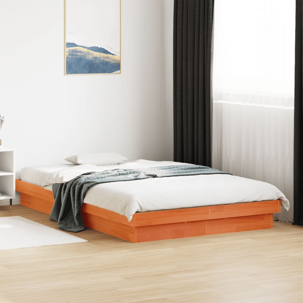 sengeramme med LED-lys 120x190 cm massivt fyrretræ gyldenbrun