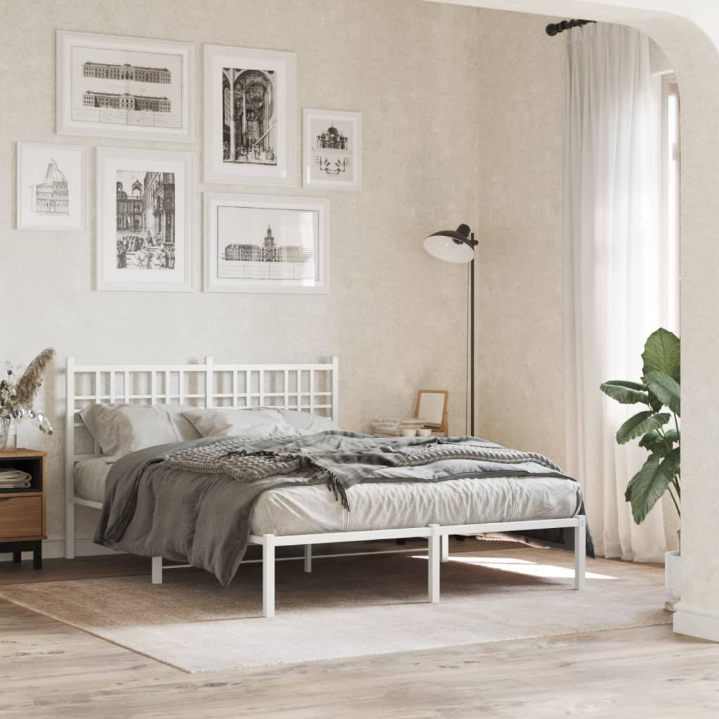 sengeramme med sengegavl 140x190 cm metal hvid