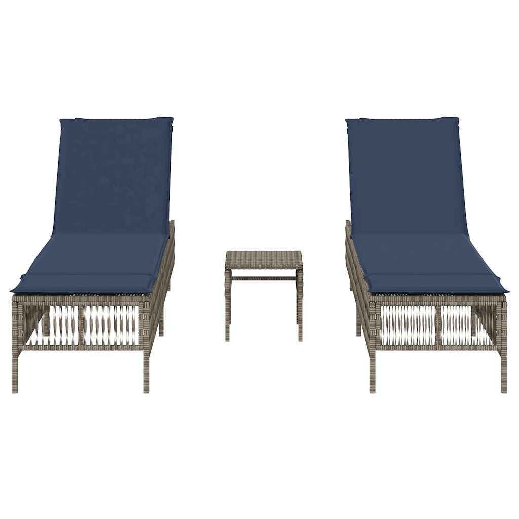 liggestole 2 stk. med bord grå polyrattan