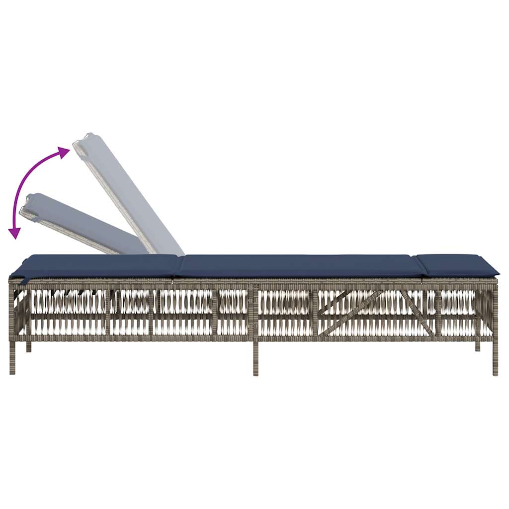 liggestole 2 stk. med bord grå polyrattan