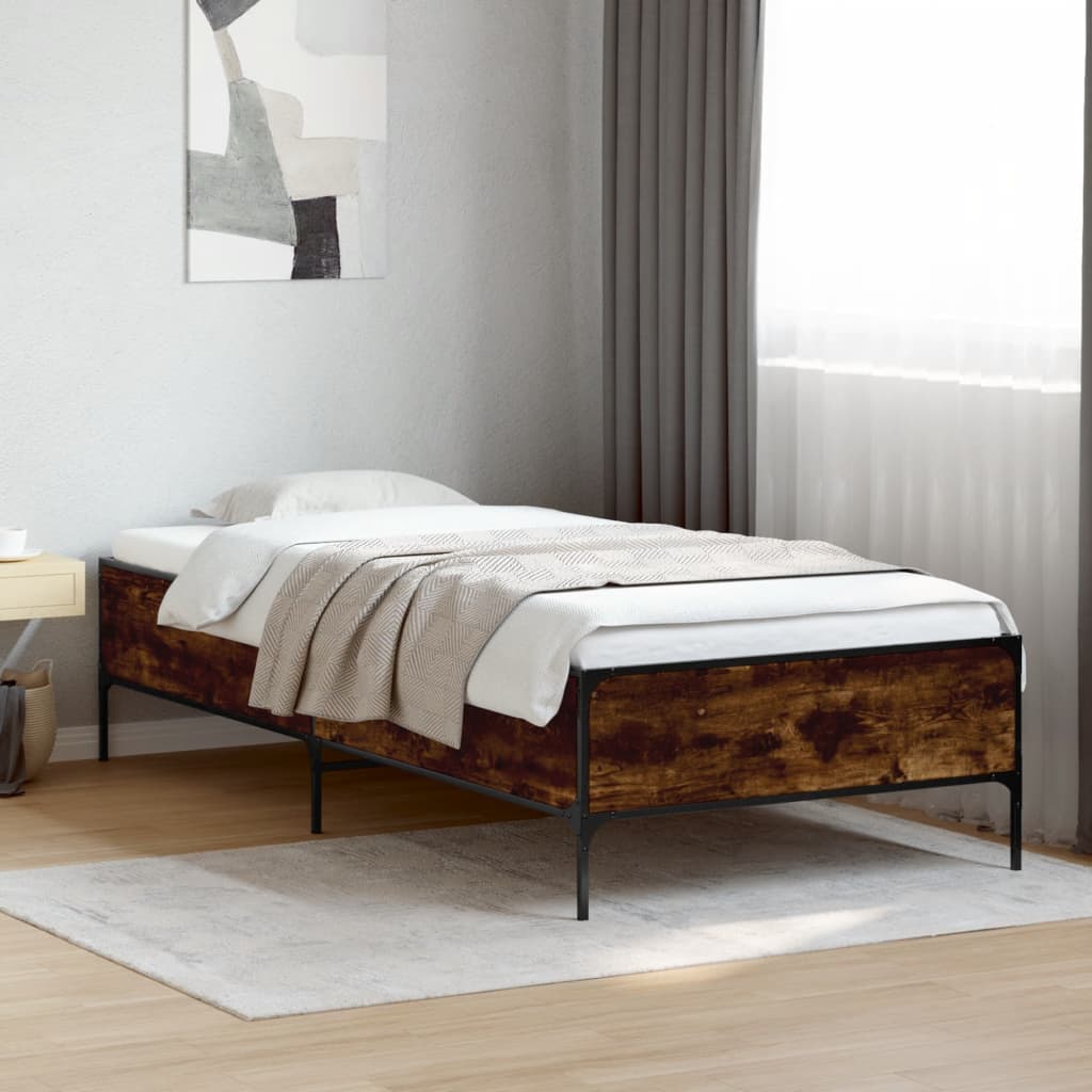 sengeramme 90x190 cm konstrueret træ og metal røget eg