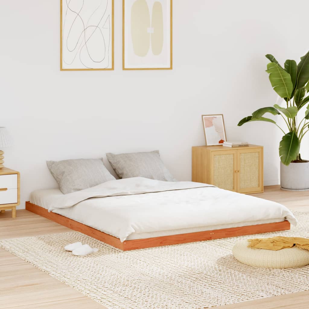 sengeramme 150x200 cm massivt fyrretræ gyldenbrun
