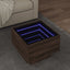 sidebord med LED-lys 40x40x30 cm konstrueret træ brunt eg