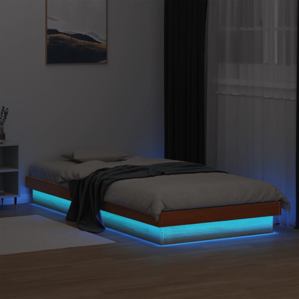 LED sengeramme 75x190 cm massivt fyrretræ gyldenbrun