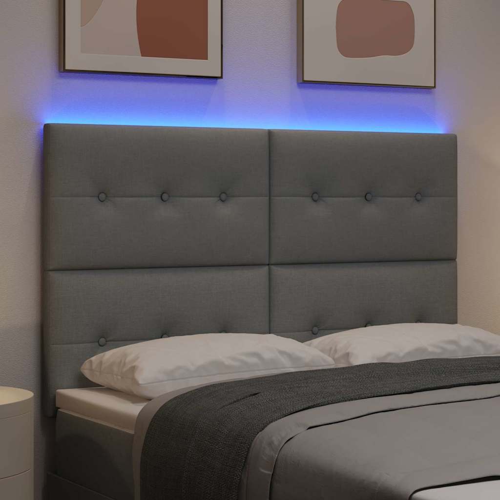 LED sengegavl med LED-lysstrimler Lysegrå 144 cm Stof