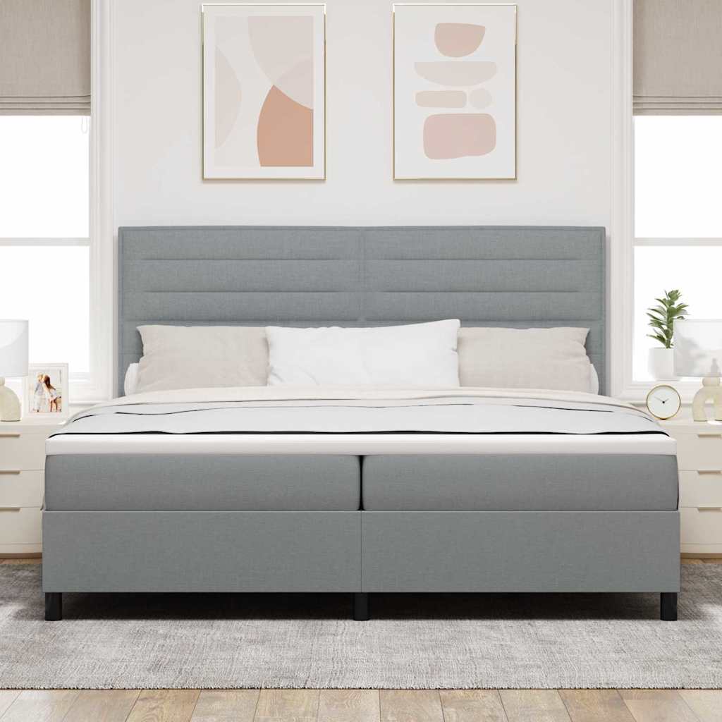 Box spring seng med madras Lysegrå 200 x 200 cm Stof