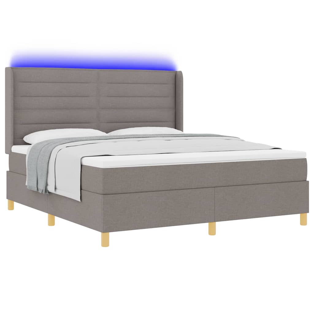 Box spring seng med LED-lysstrimler Gråbrun 180 x 200 cm Stof