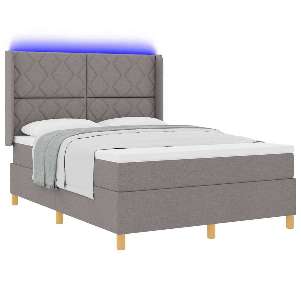Box spring seng med LED-lysstrimler Gråbrun 140 x 190 cm Stof