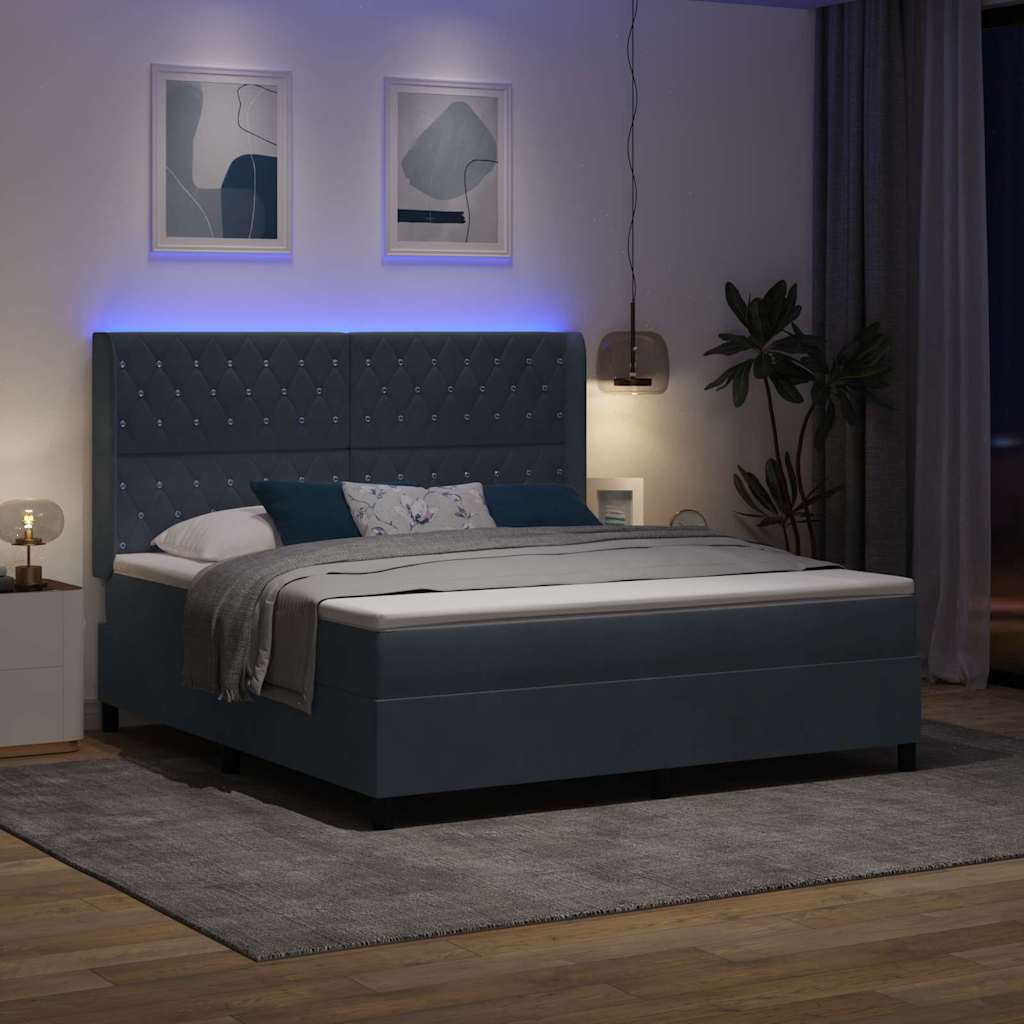 Box spring seng med madras med LED Mørkegrå 180 x 200 cm Fløjl
