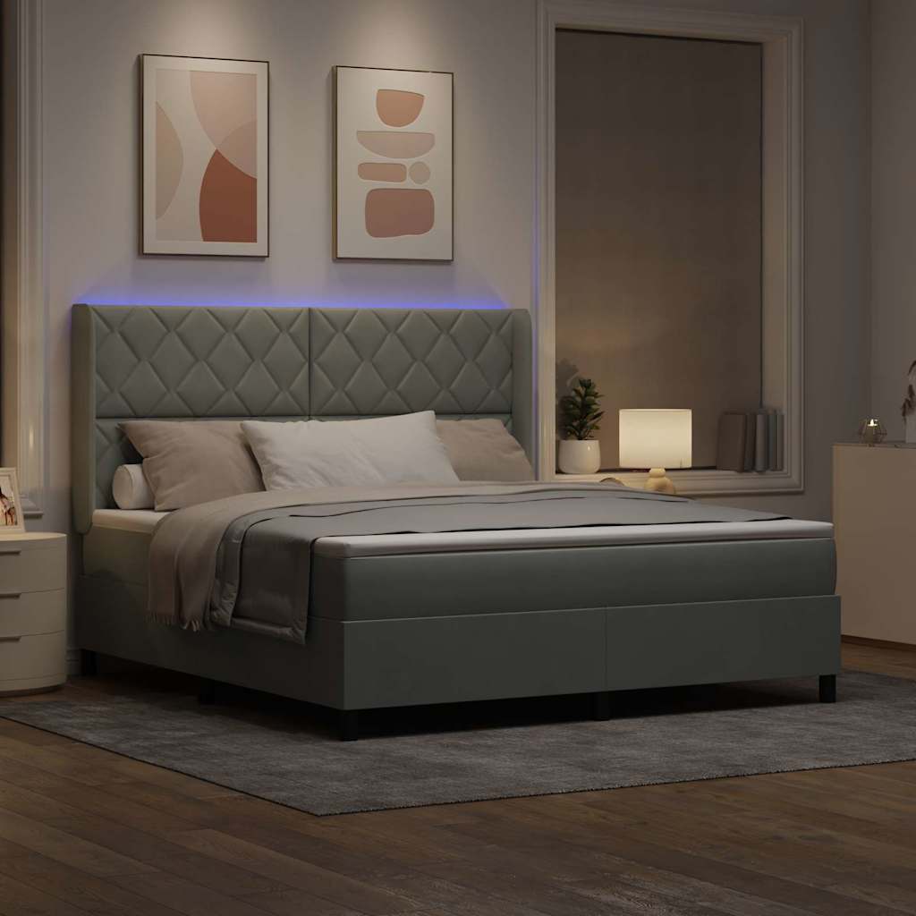 Box spring seng med LED-lysstrimler Lysegrå 180 x 200 cm Fløjl