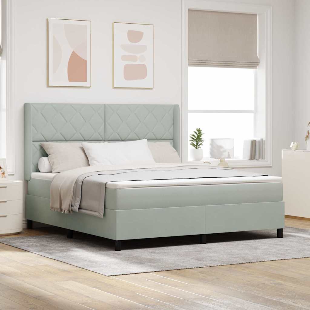 Box spring seng med LED-lysstrimler Lysegrå 180 x 200 cm Fløjl