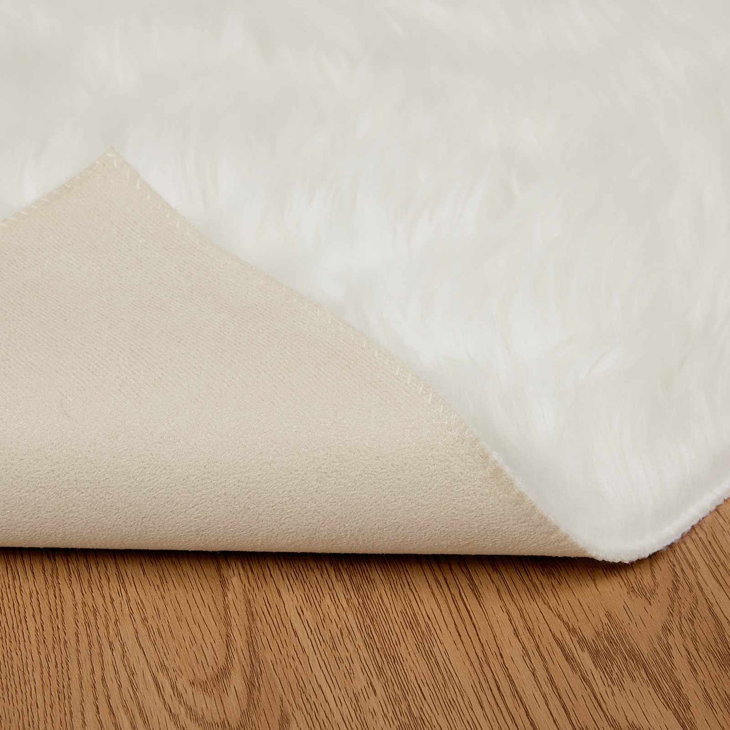Fuskobbel lammeskindstæppe TAFALLA Hvid 160 x 230 cm Polyester
