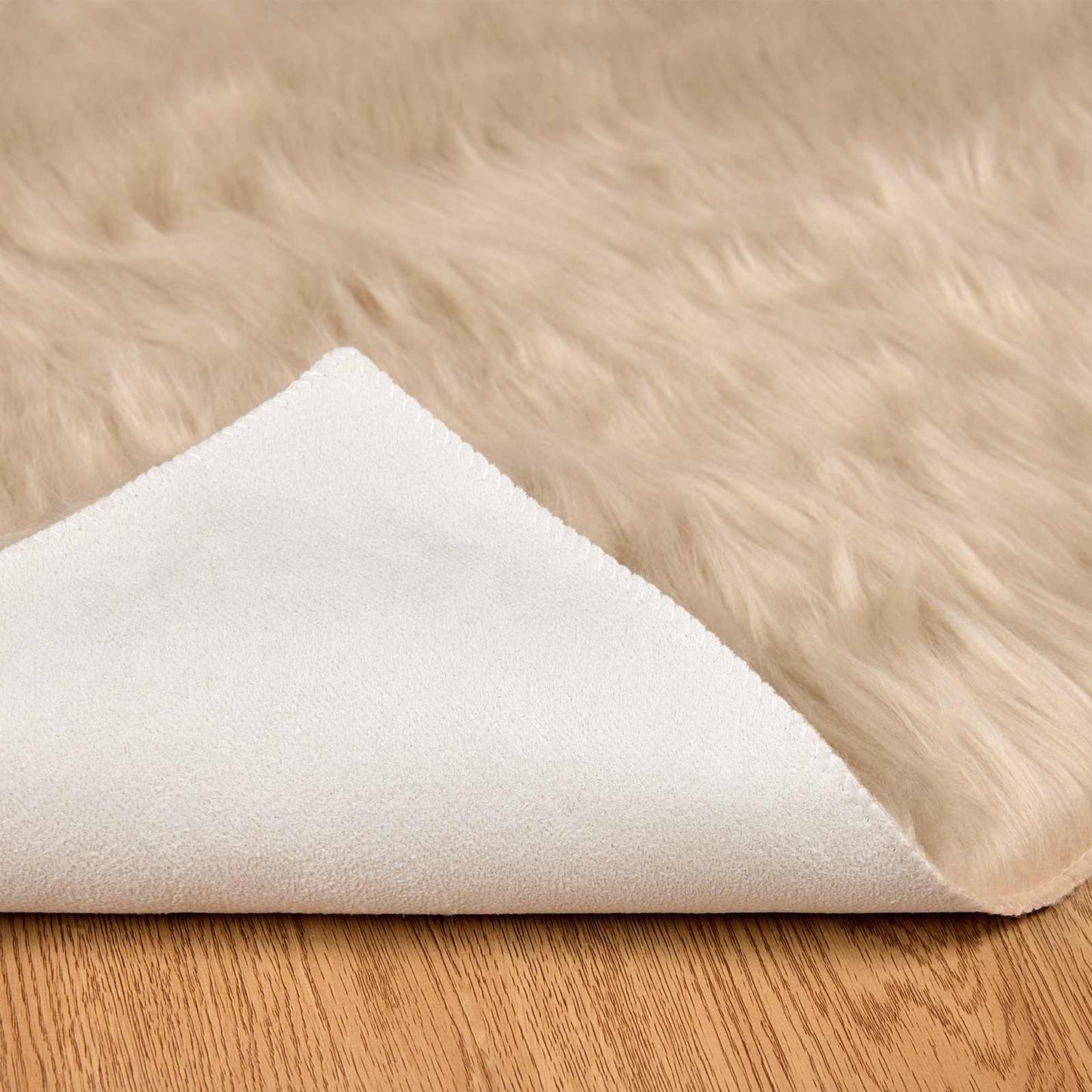 Fuskobbel lammeskindstæppe TAFALLA Beige 140 x 200 cm Polyester