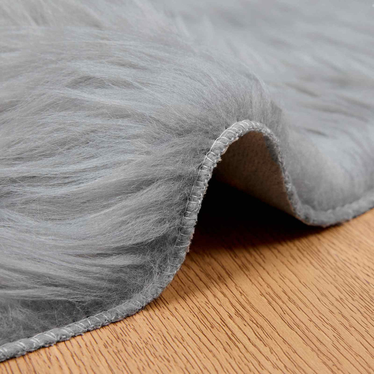 Fuskobbel lammeskindstæppe TAFALLA Grå Ø 120 cm Polyester