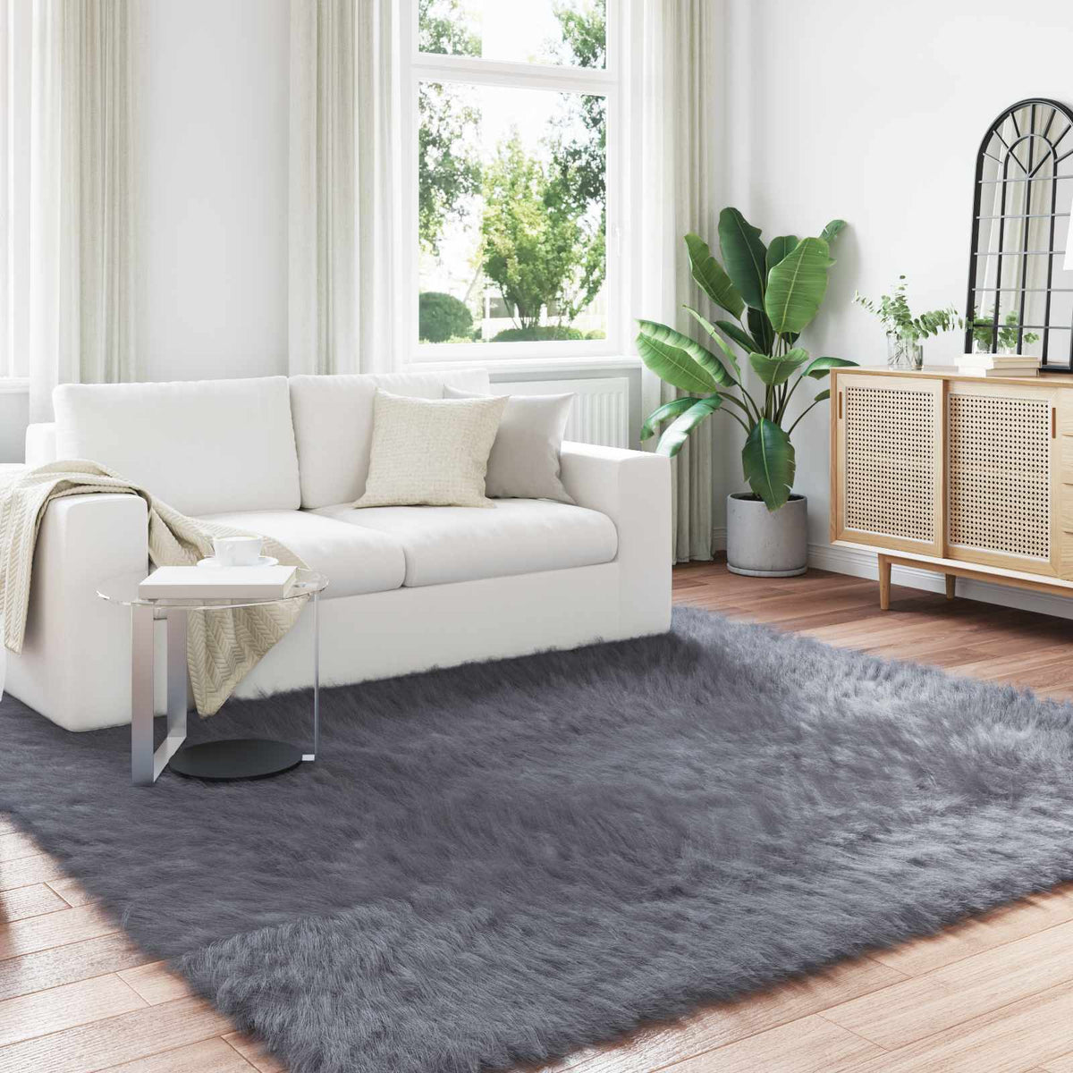 Fuskobbel lammeskindstæppe TAFALLA Antracit 240 x 240 cm