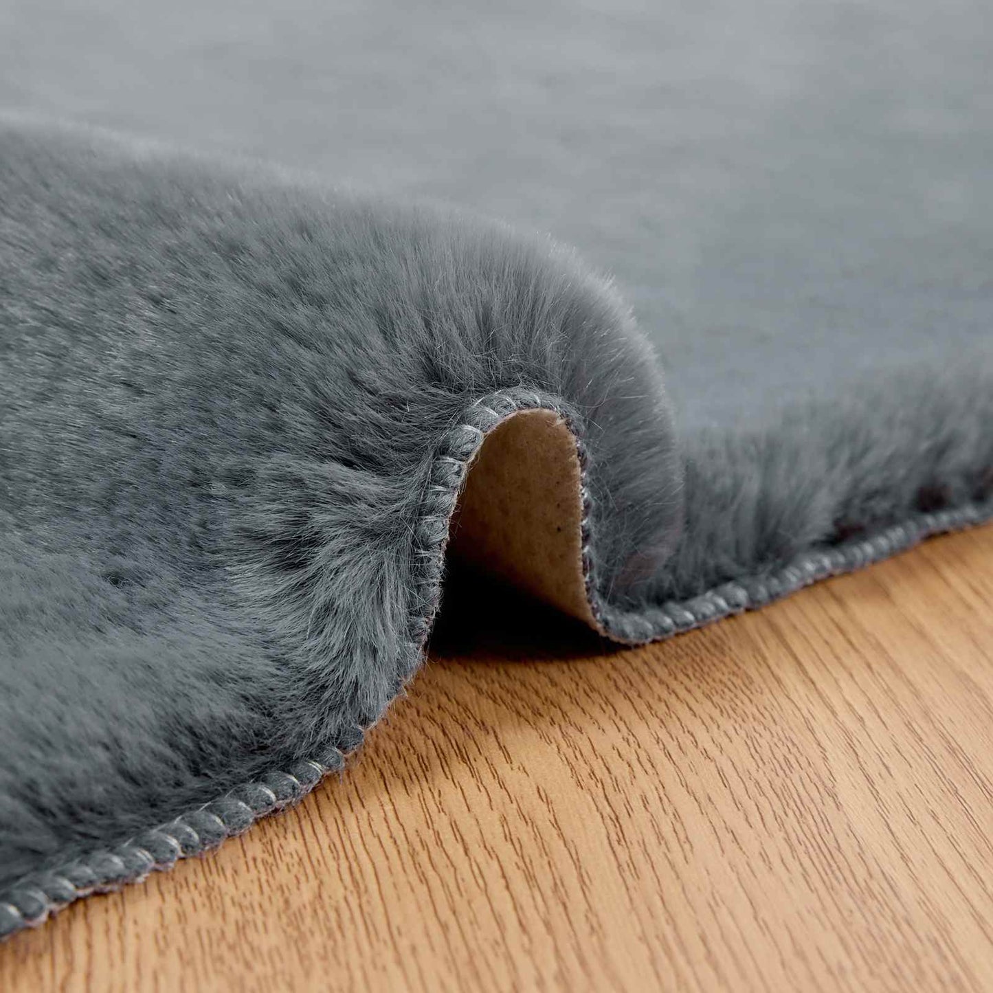 Skridsikker tæppe af kunstig kaninpels OLITE Antracit Polyester